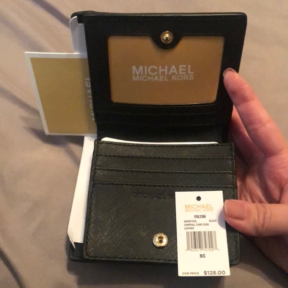 Michael Kors wallet - Picture 2 of 4